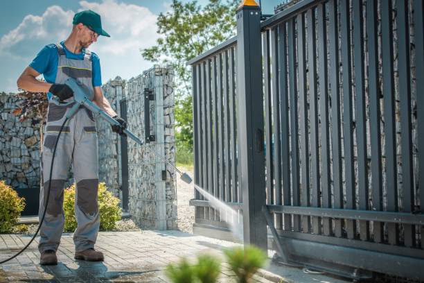 Post-Construction Pressure Washing in Lakehills, TX